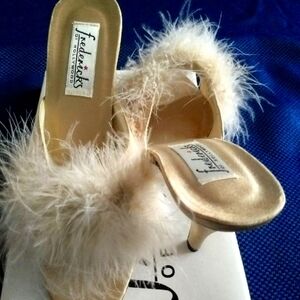 NWOT Vintage Fredericks of Hollywood Champagne boa fuzzy slip on heels, Size 6